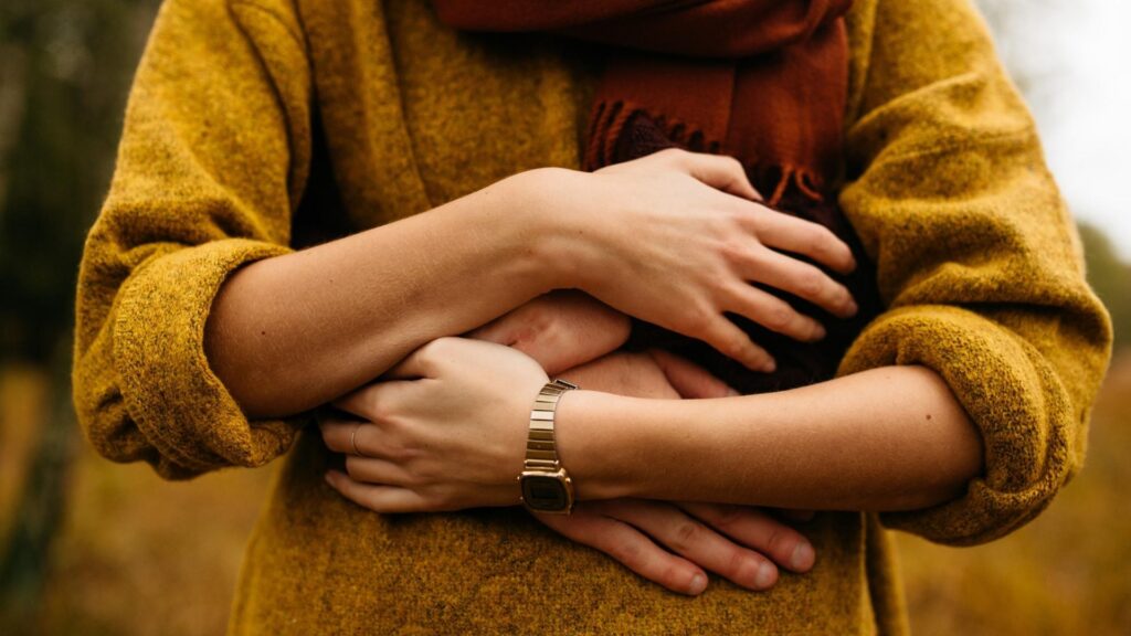 couple hugging