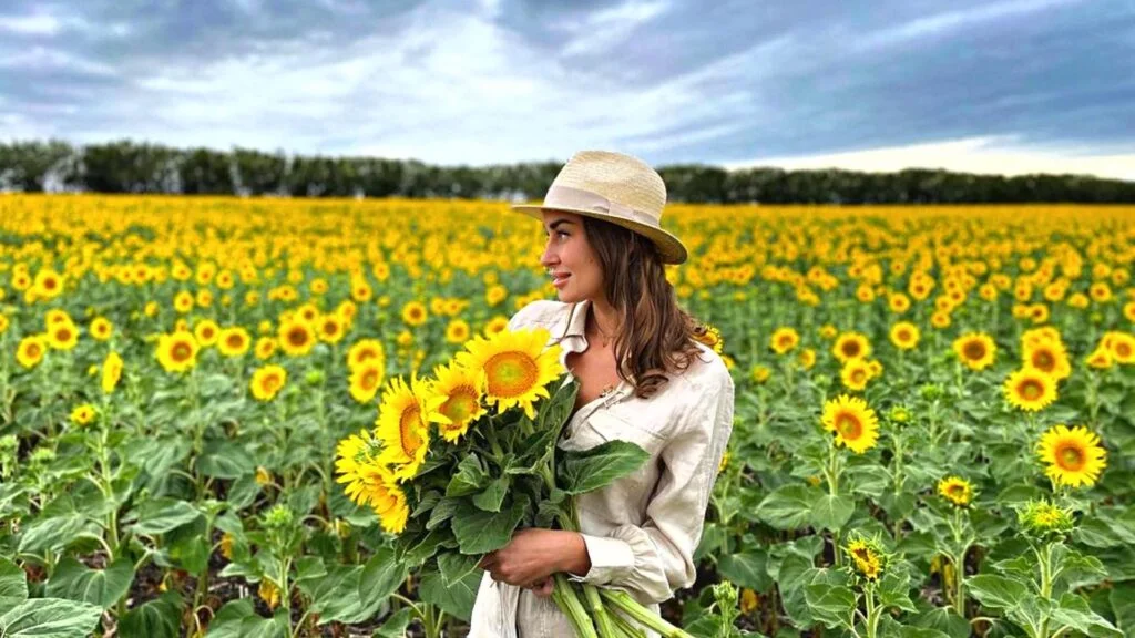 ukrainian woman in flowers