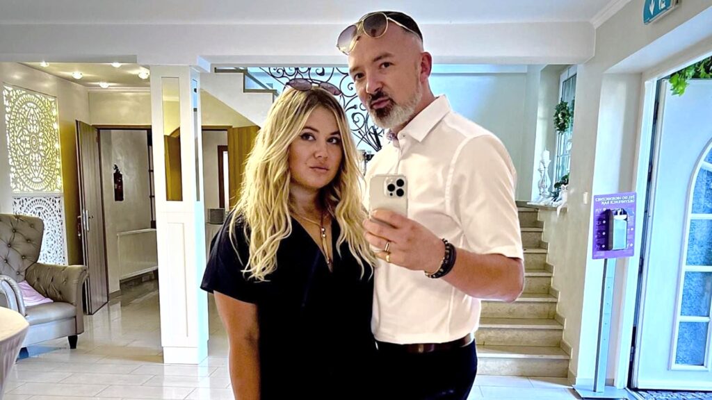 liam and polish wife