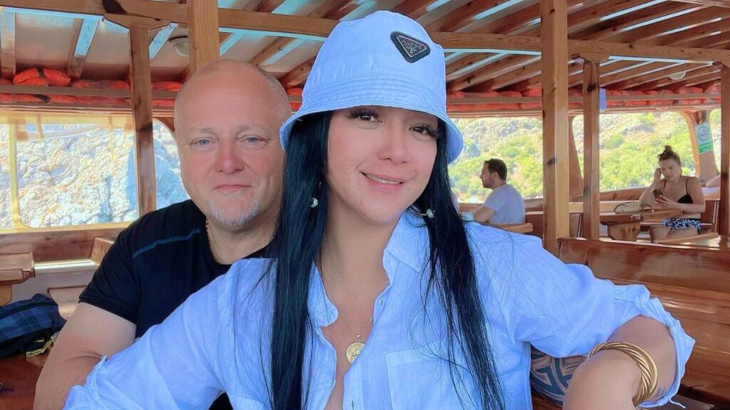 kevin and filipino girl for marriage