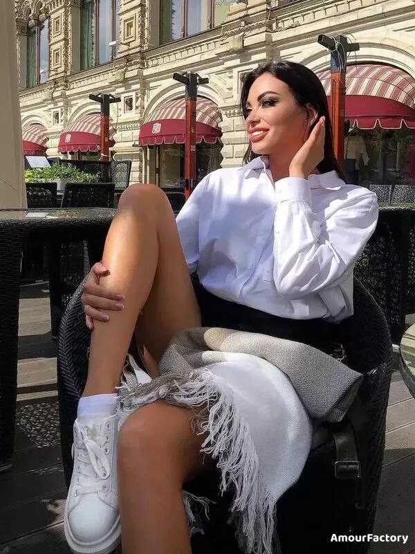 Nicole Profile image 3