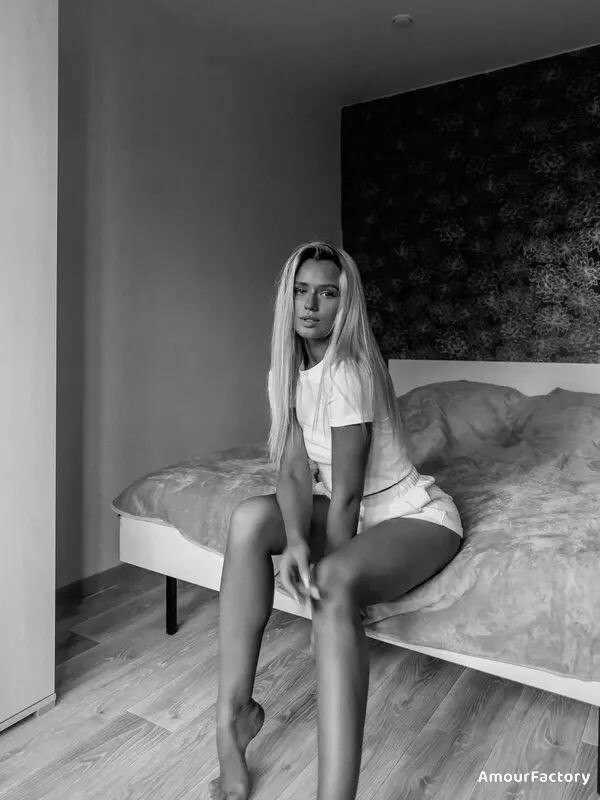 Eimear Profile image 4