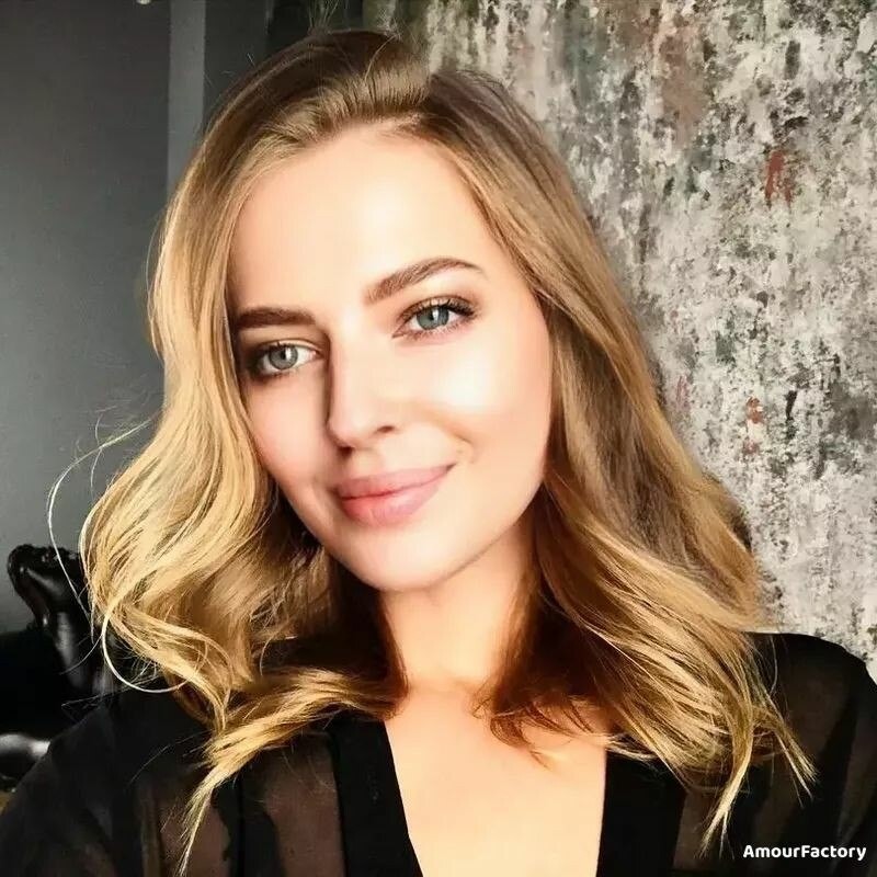 Heather Profile image 1