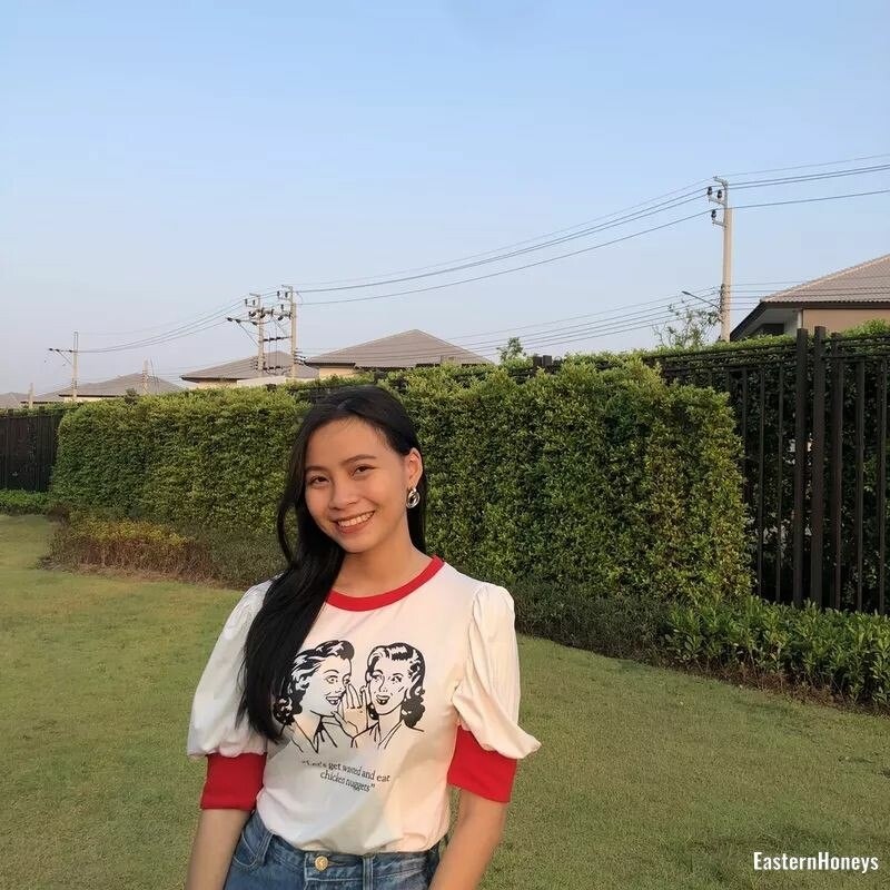 Francine Profile image 4