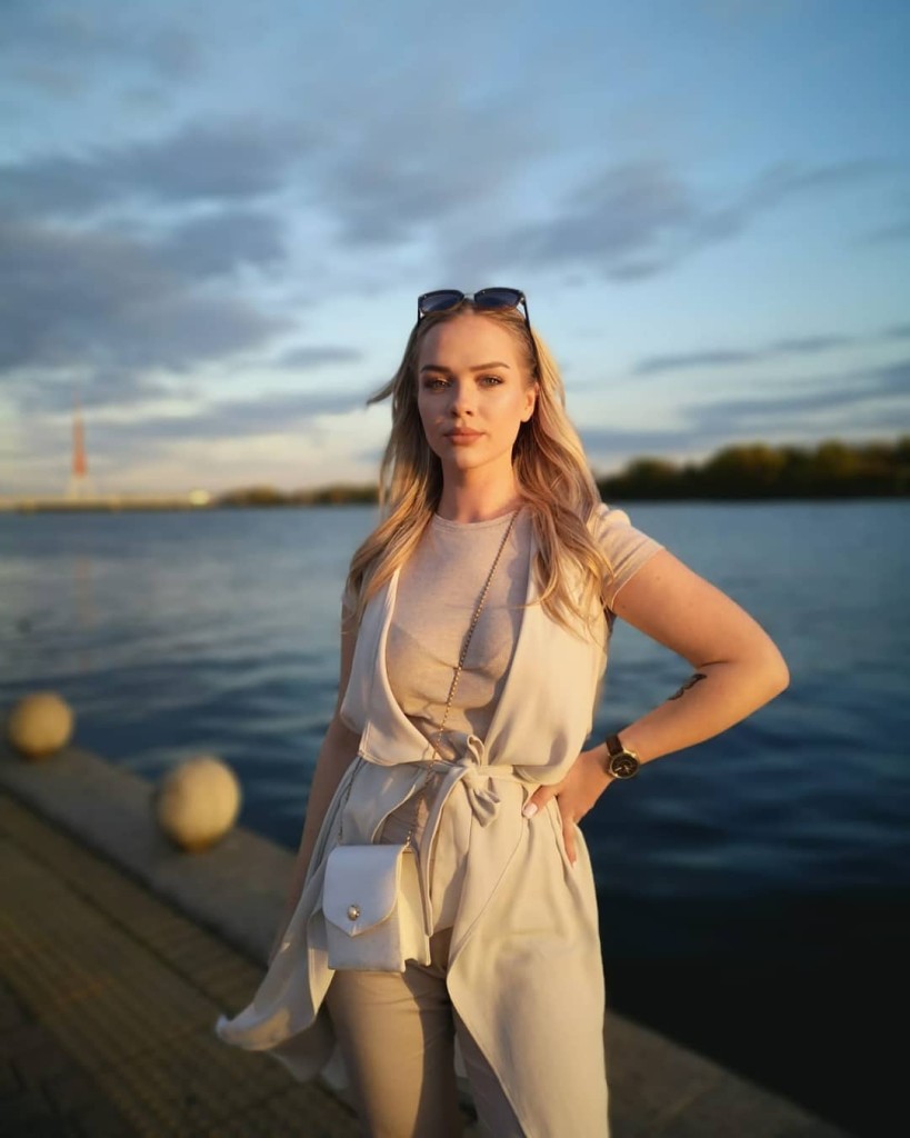 Valeska Profile image 4