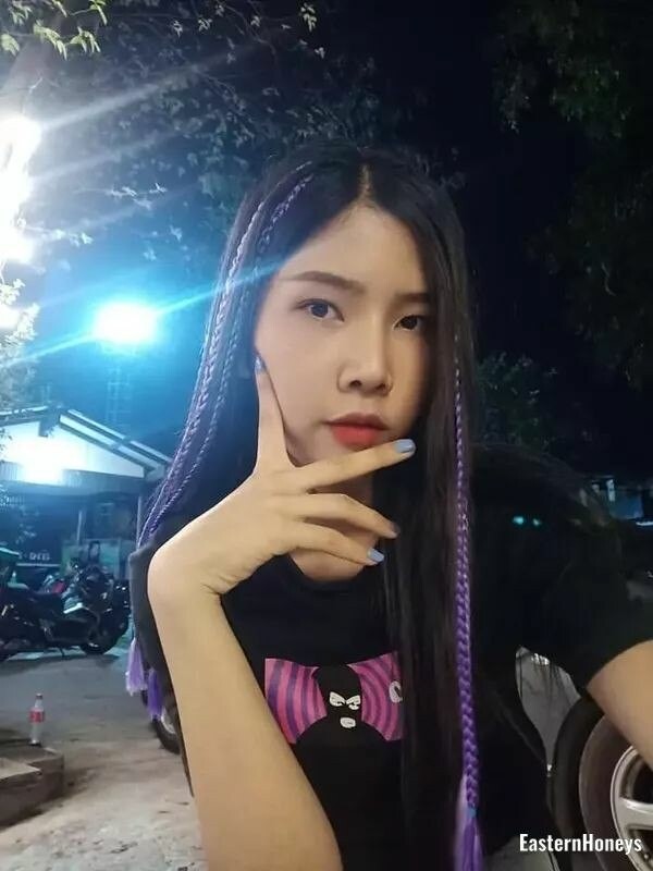 Christine Profile image 1