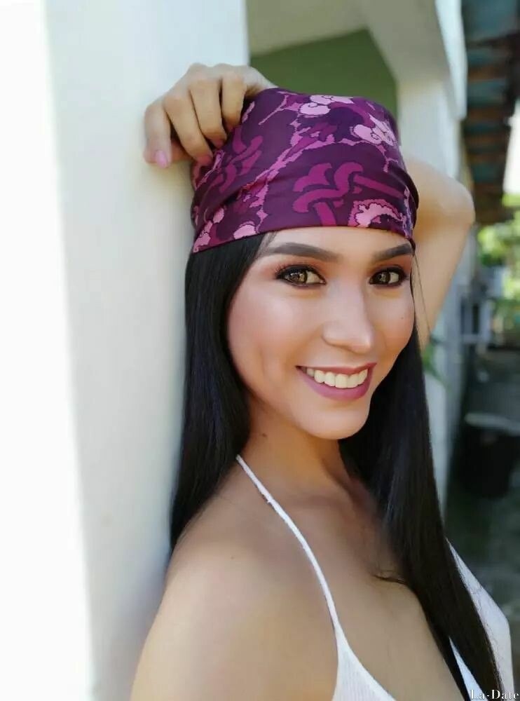 Estefany Profile image 2