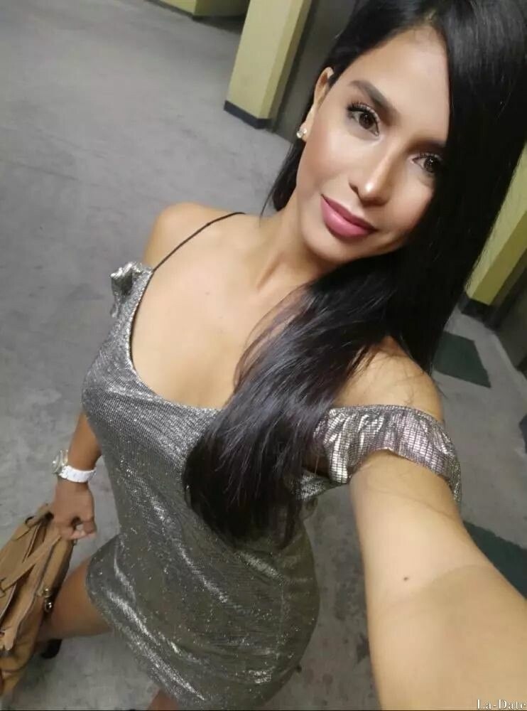 Estefany Profile image 1