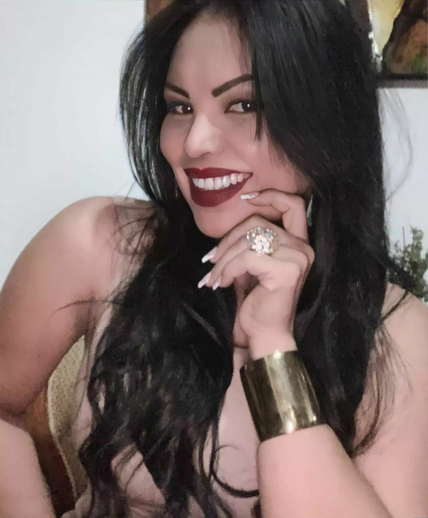 Valentina Profile image 1