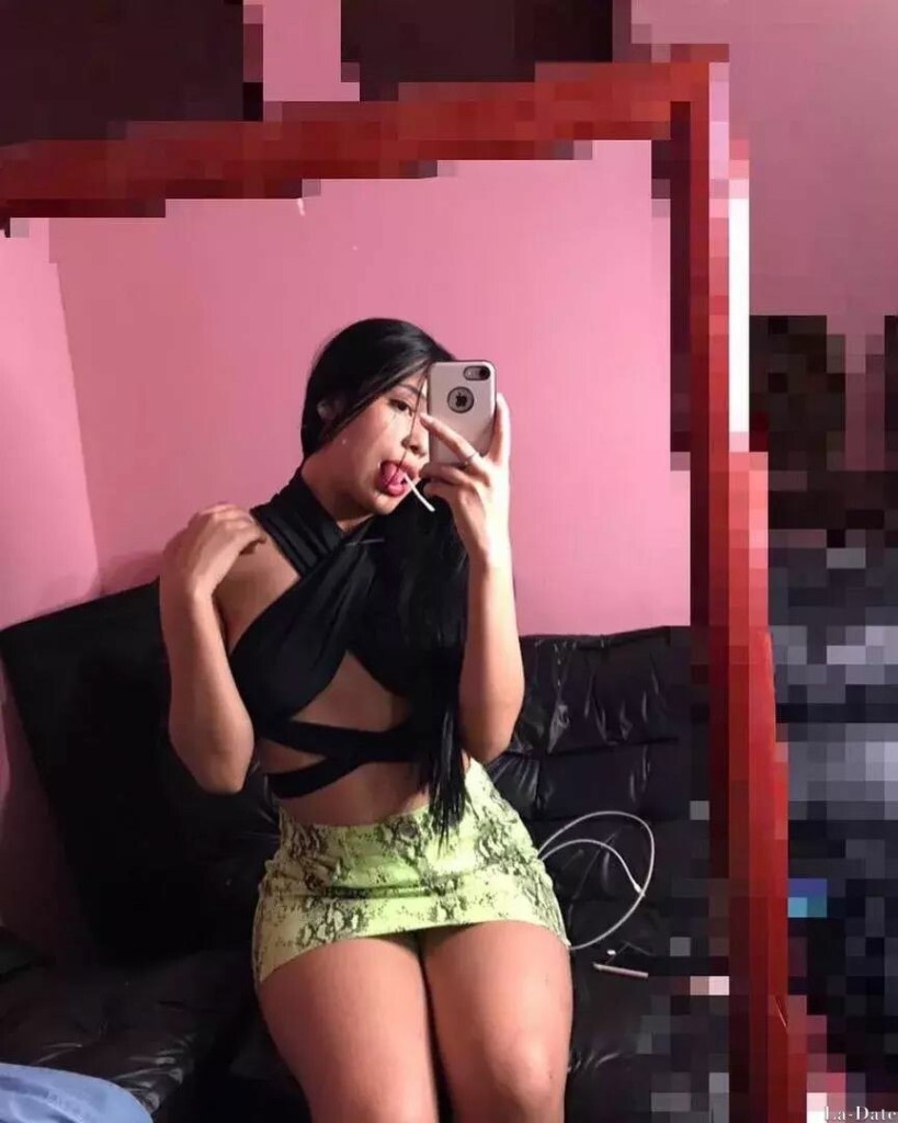 Stefany Profile image 4