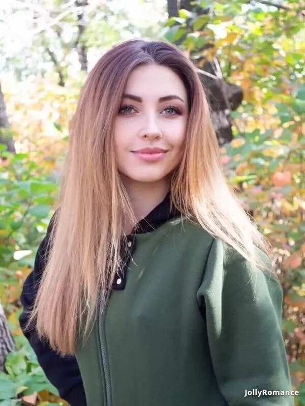 Maria Profile image 2