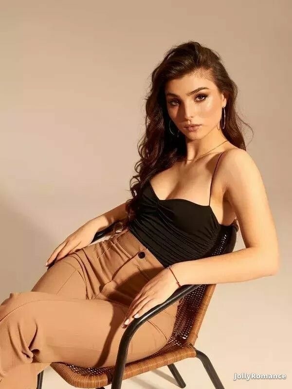 Aigneis Profile image 2