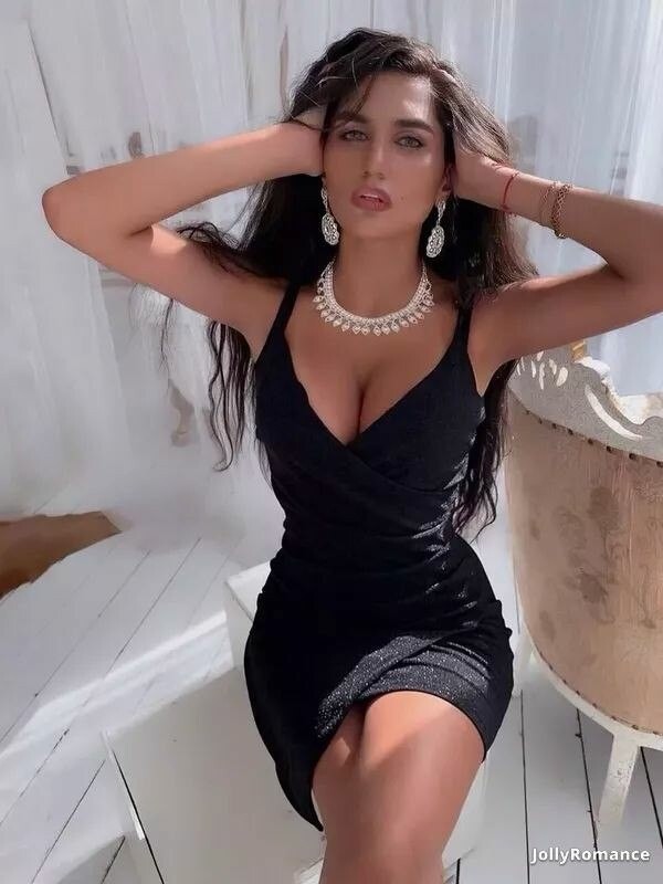 Lina Profile image 2