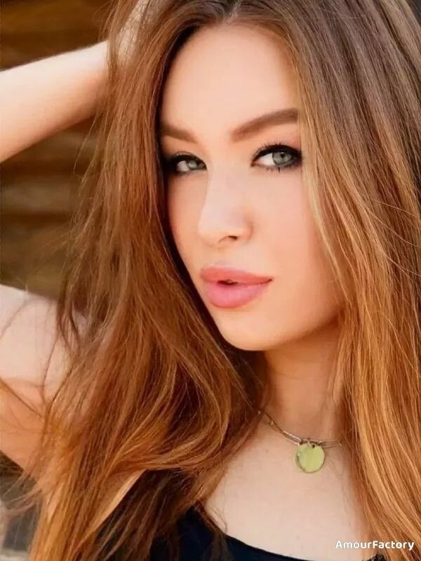 Bella Profile image 3