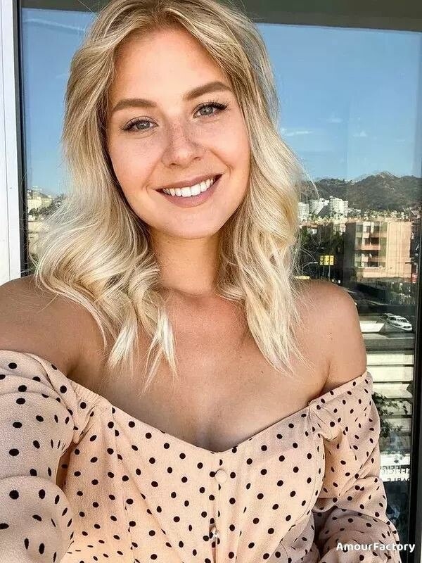 Jenny Profile image 1
