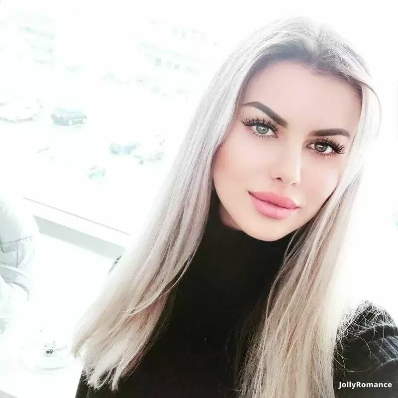 Julia Profile image 4