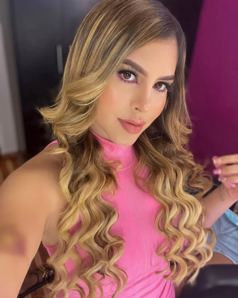 Valentina Profile image 1
