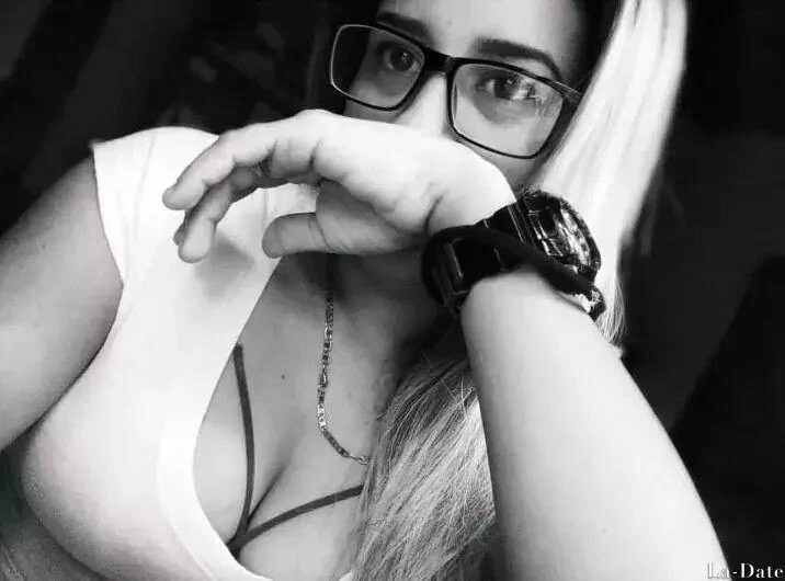 Nancy Profile image 3