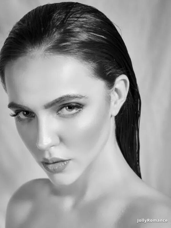 Amy Profile image 2