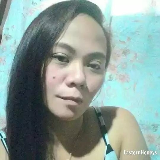 Yana Profile image 1