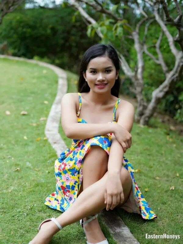 Karina Profile image 3