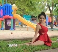 Linda Profile image 3