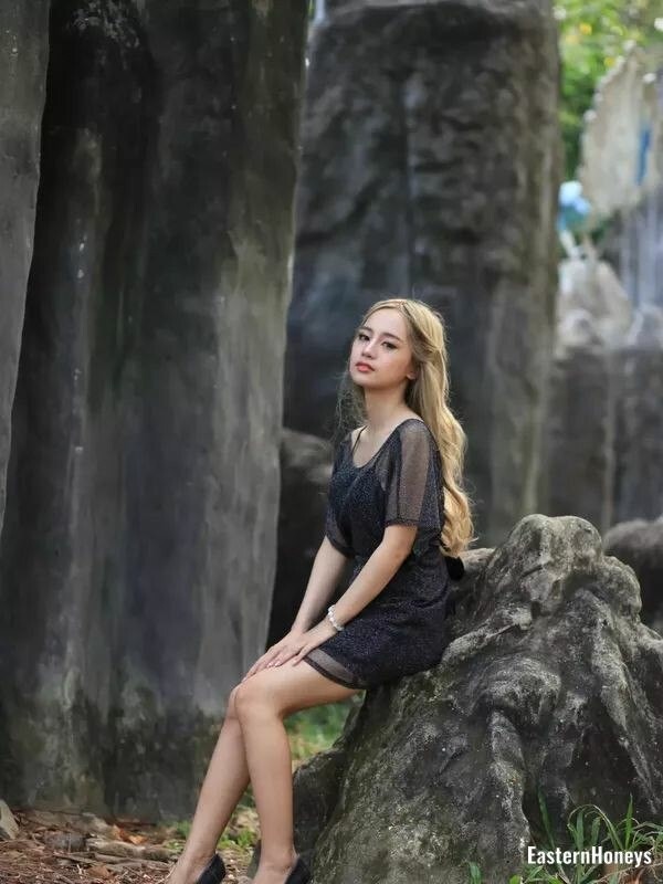 Sayuri Profile image 1